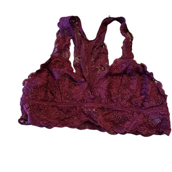 Altar’d State Women’s Small Burgundy Lace Bralette - Picture 2 of 7